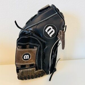 Wilson A350 Baseball/Softball Glove